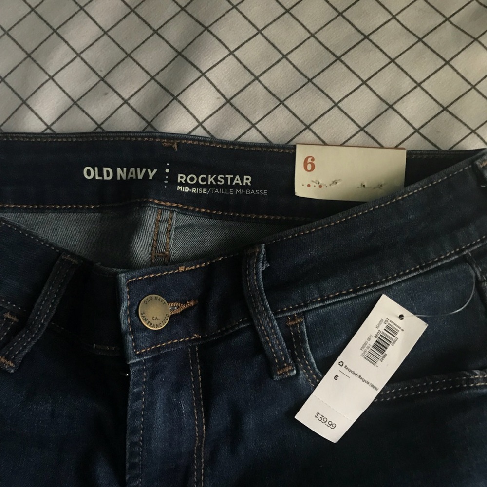 NWT old navy rockstar mid rise super skinny jeans